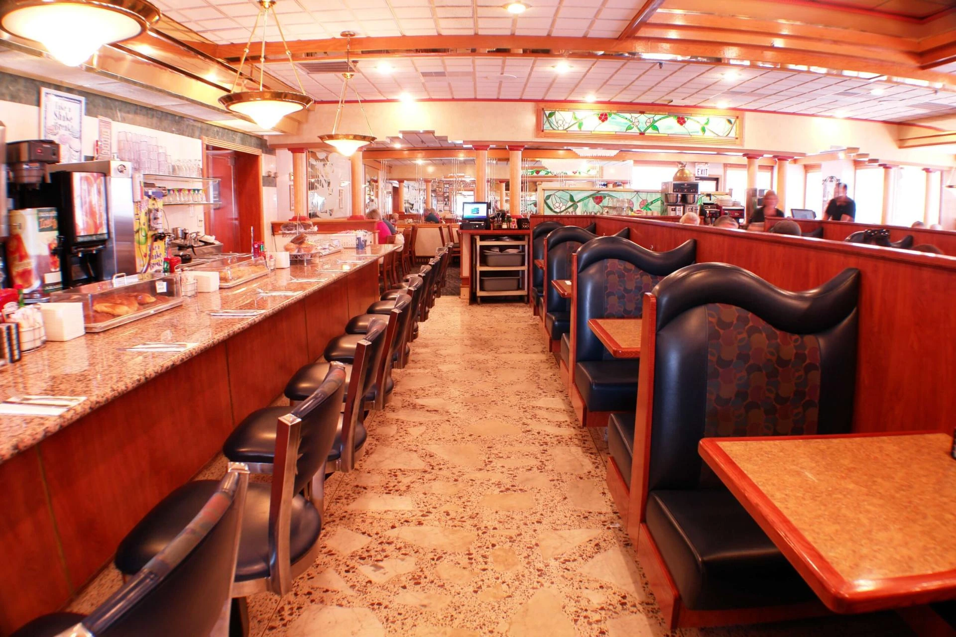 How Are Indoor Dining Restaurants Reinventing Dining in New Jersey?