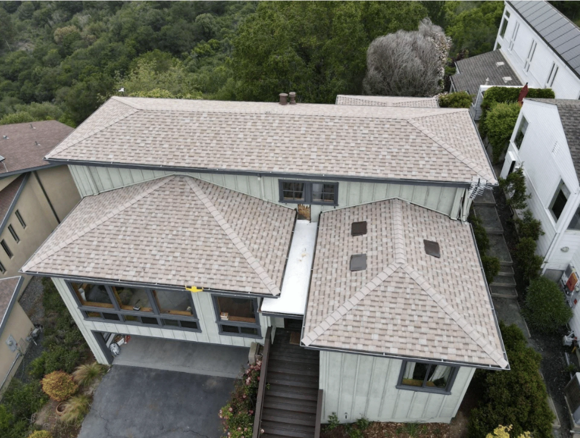 The Roofing Story of San Francisco: Balancing Tradition, Innovation, and Climate 