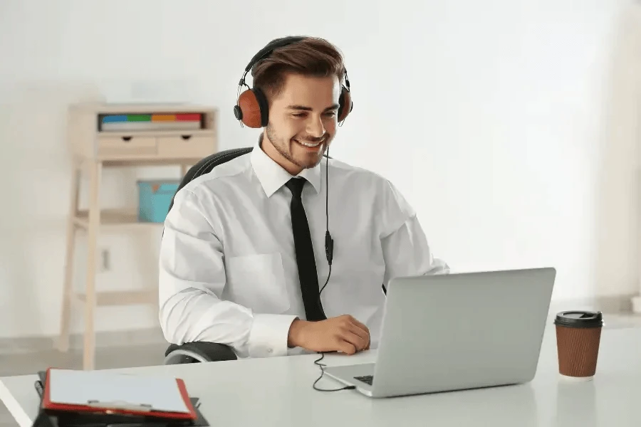 The Role of a Spanish Virtual Assistant in Modern Healthcare