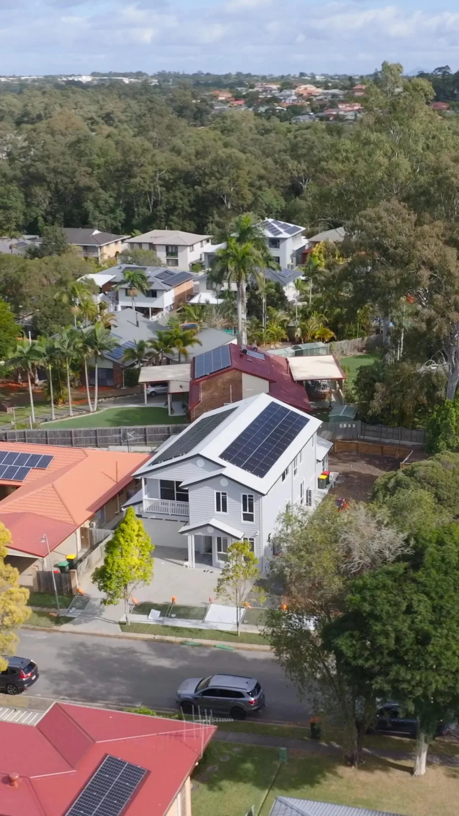 Why Brisbane Homeowners Prefer Custom Homes & Design-Build Solutions