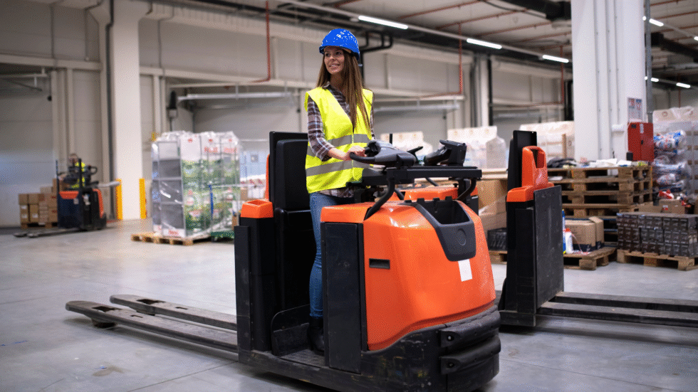 Electric vs Propane Forklifts: Which One Truly Saves You More?