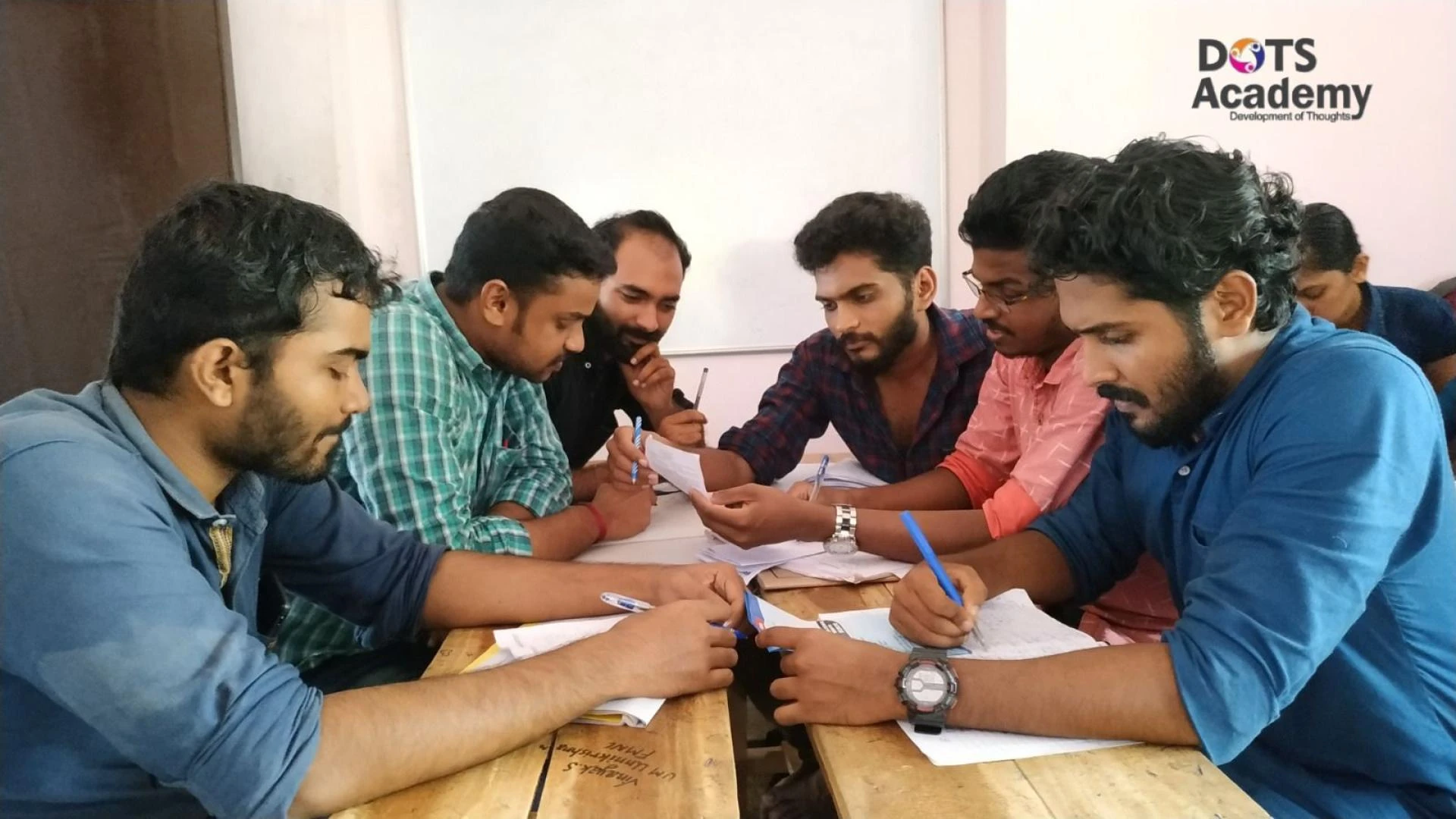 How DOTS Academy Helps You Prepare Effectively for Kerala PSC