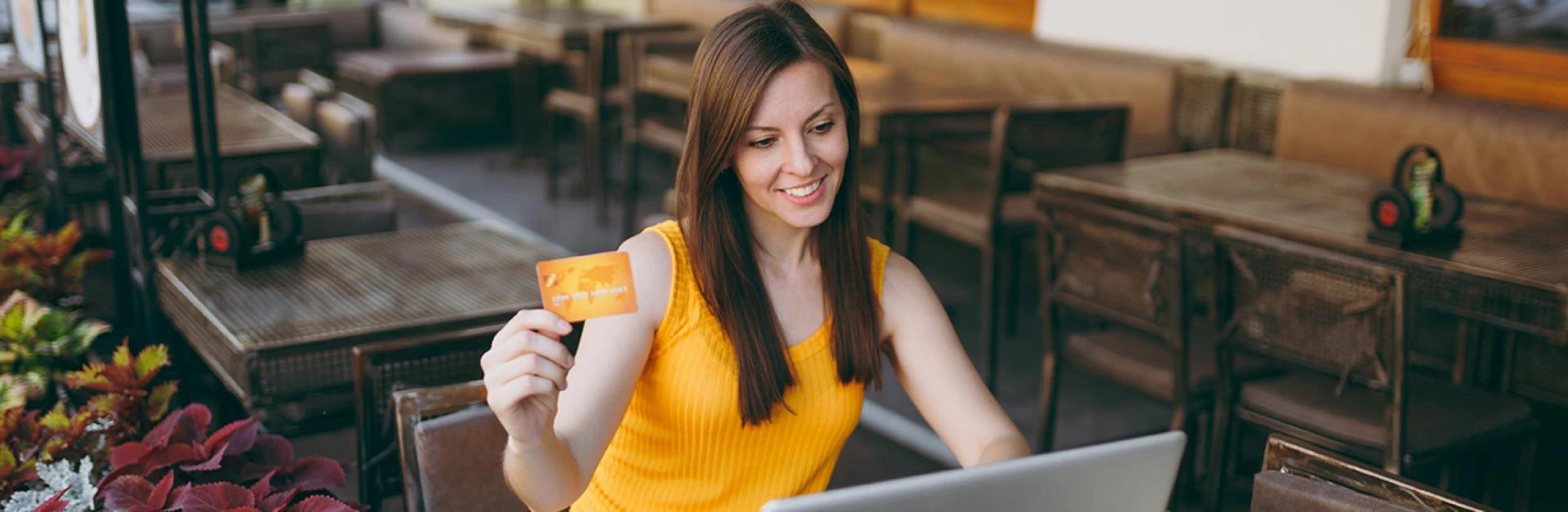 Why Frosted Plastic Business Cards Are a Smart Choice for Professionals