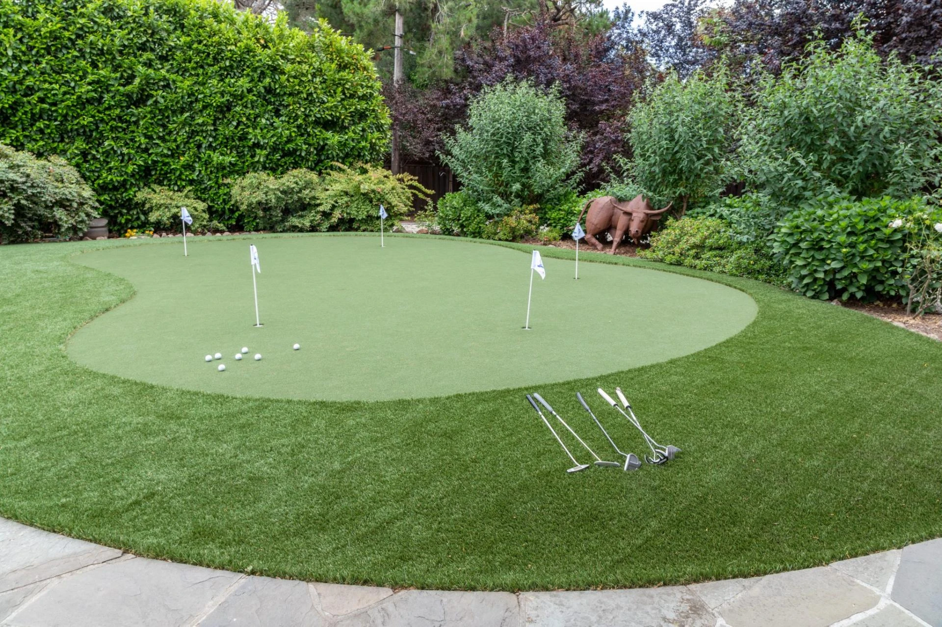 Benefits of Installing a Backyard Putting Green: More Than Just Golf Practice