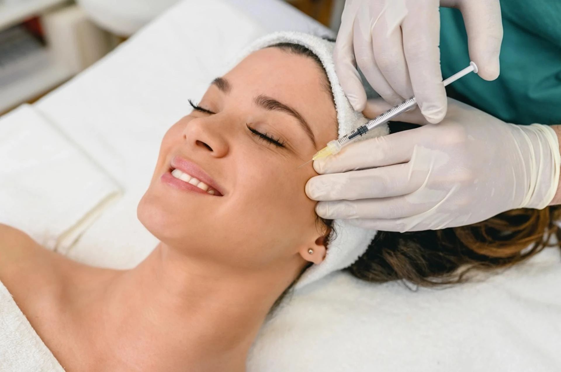Botox vs Jeuveau: Understanding Modern Anti-Wrinkle Treatments
