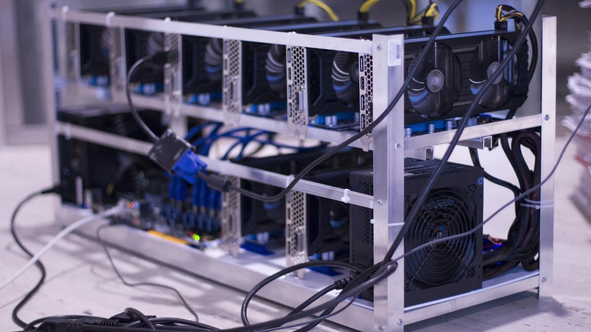 Top Crypto Miner Hardware Trends: What To Watch?