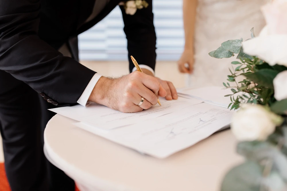 Computerized Nikah Nama vs Manual Nikah Nama: Key Differences