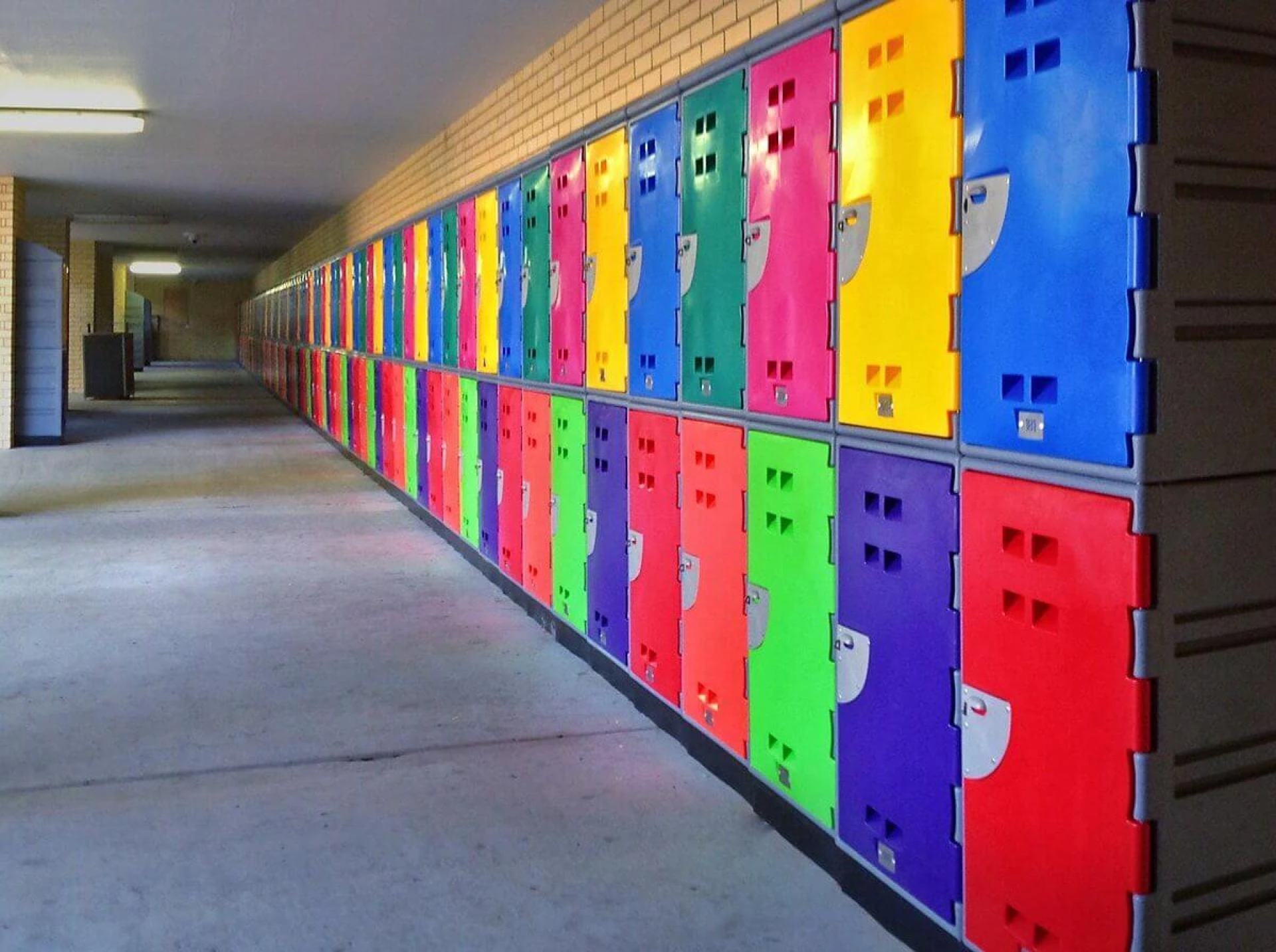 Why Plastic Lockers are the Smart Choice for Sydney Schools