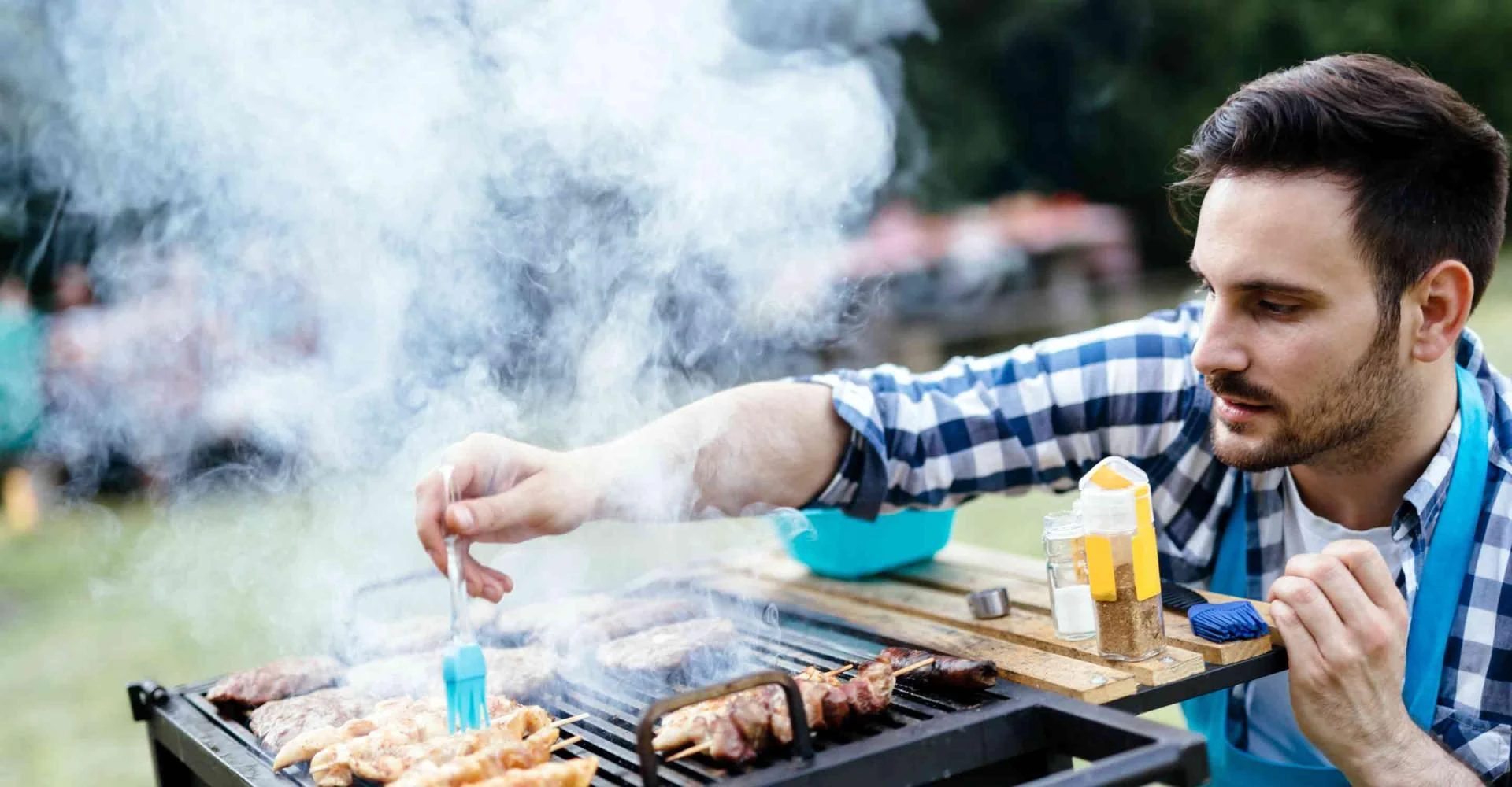 How to Stop BBQ Smoke in Your Eyes?