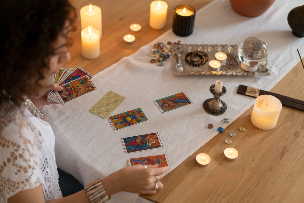 Gain Clarity with Online Career Tarot Reading and Life Purpose Insights