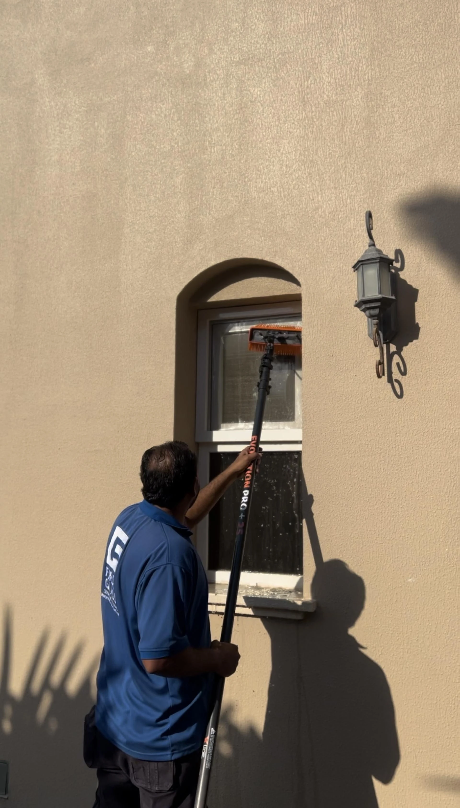Expert Window Cleaning Services in Dubai: Keep Your Property Spotless