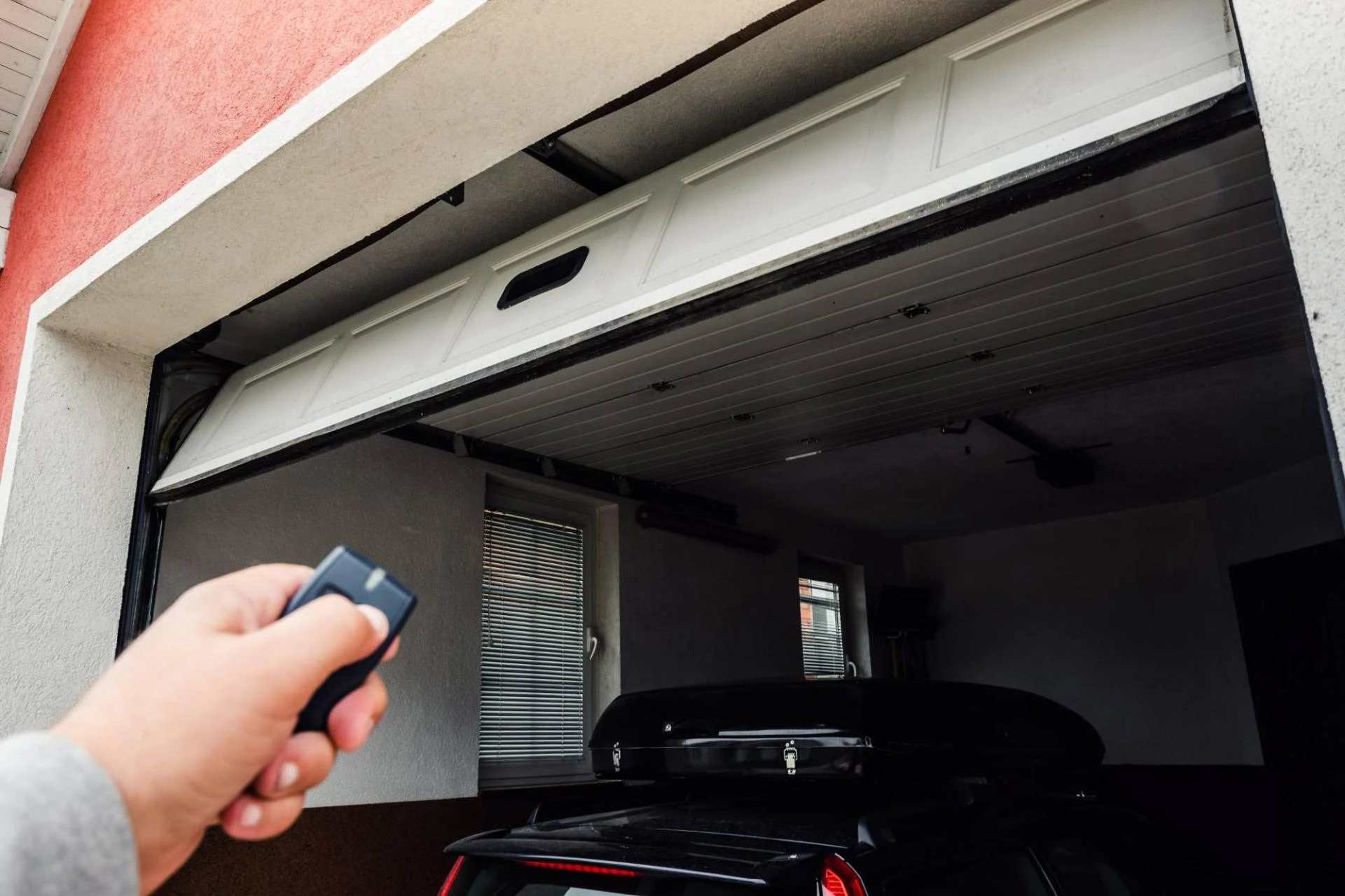 Full-Service Garage Door Repair Queens – From Springs to Openers