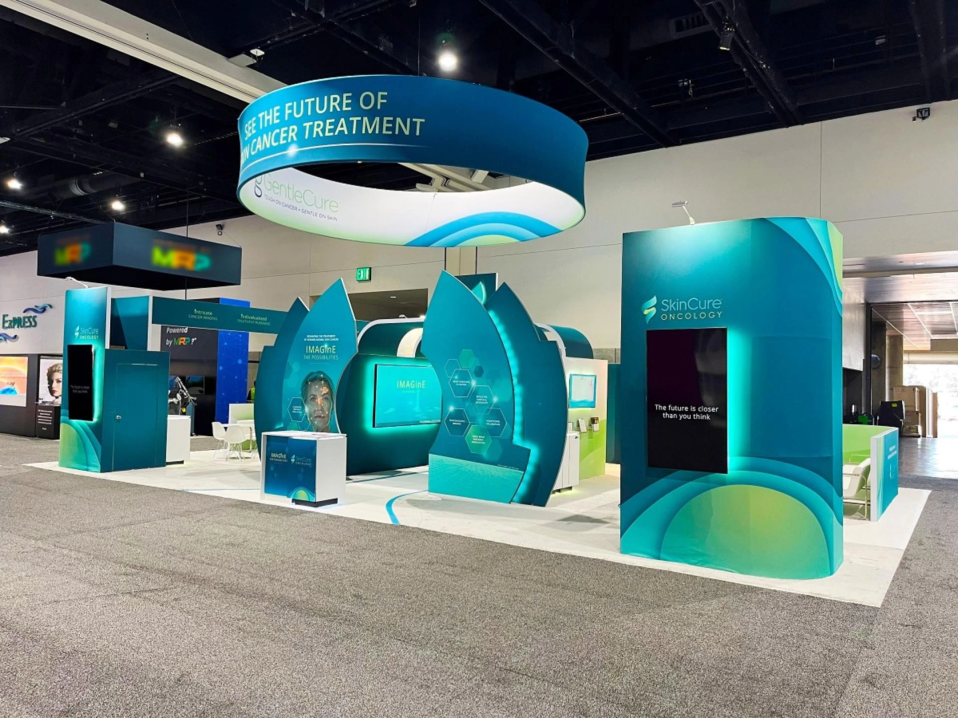 3 Ways to Add Touchscreens to Your Trade Show Booth