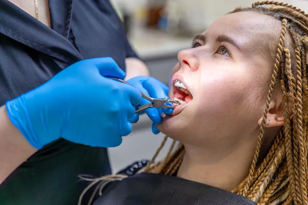 Types of Orthodontic Emergencies Described by the Dentist in Laurel, MD