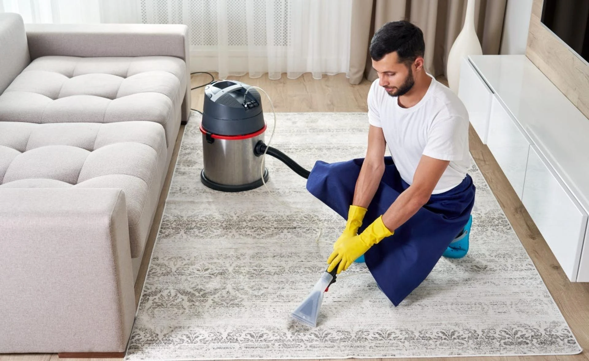 Carpet Cleaning in Dubai: Why Cotton Care Laundry is the Go-To Choice for a Spotless Home