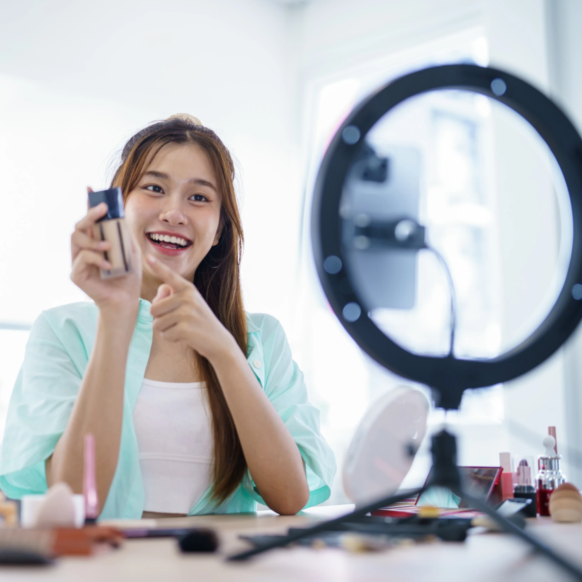 10 Reasons Why Live Commerce Is the Future of eCommerce 