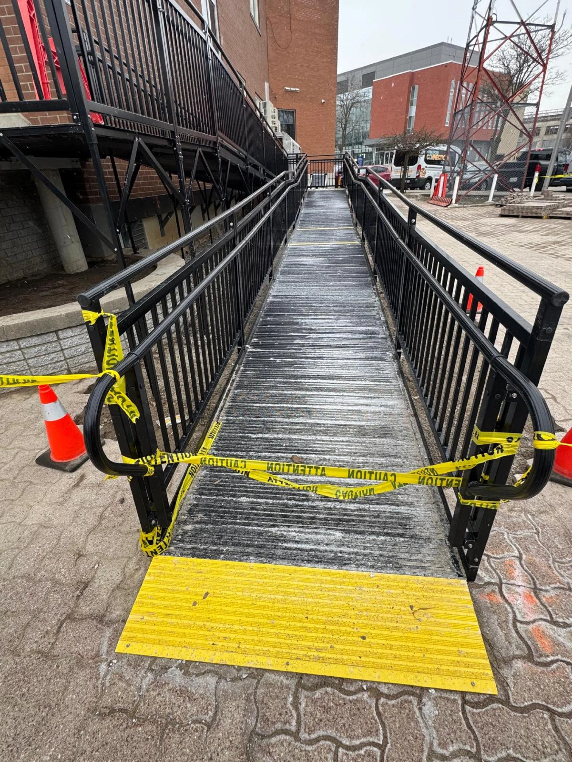 Modular or Portable: Which Affordable Wheelchair Ramp in Ontario Fits Your Home Best