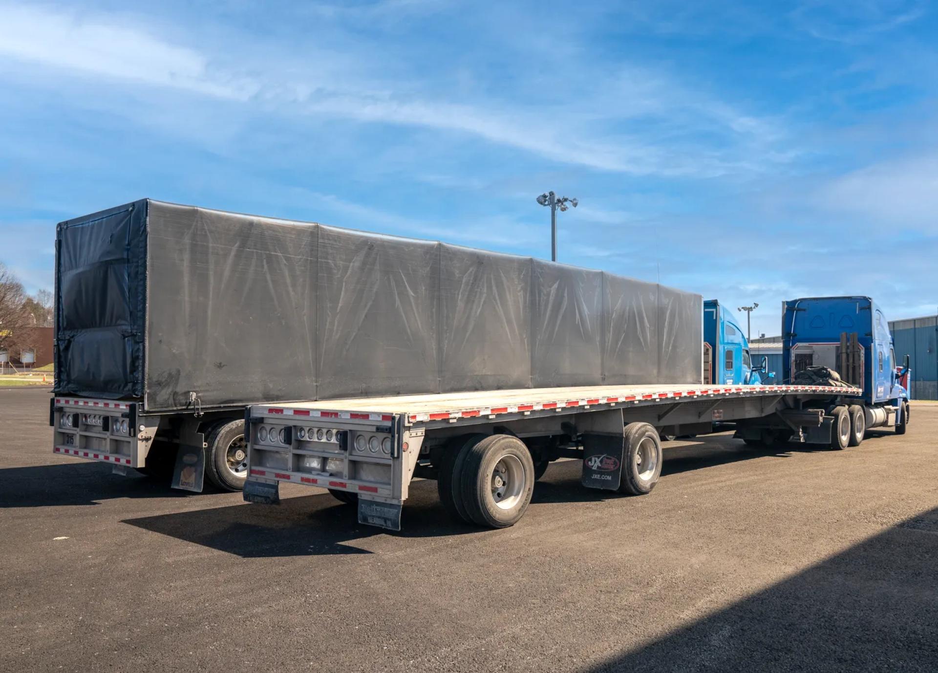 What Is a Conestoga Trailer and How Does It Work?