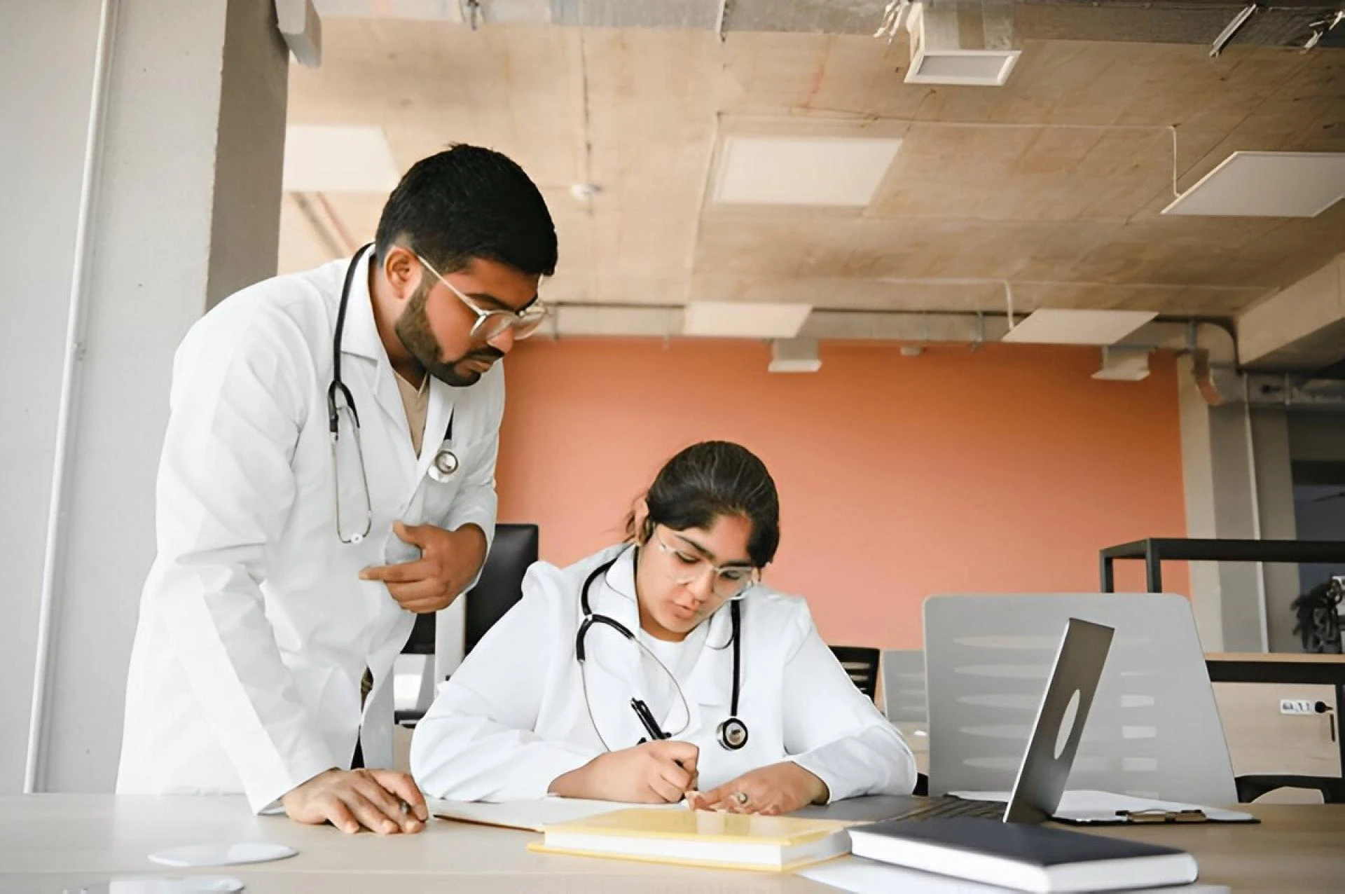 Educareer360 Guide to Direct MBBS Admission Bangalore for Students
