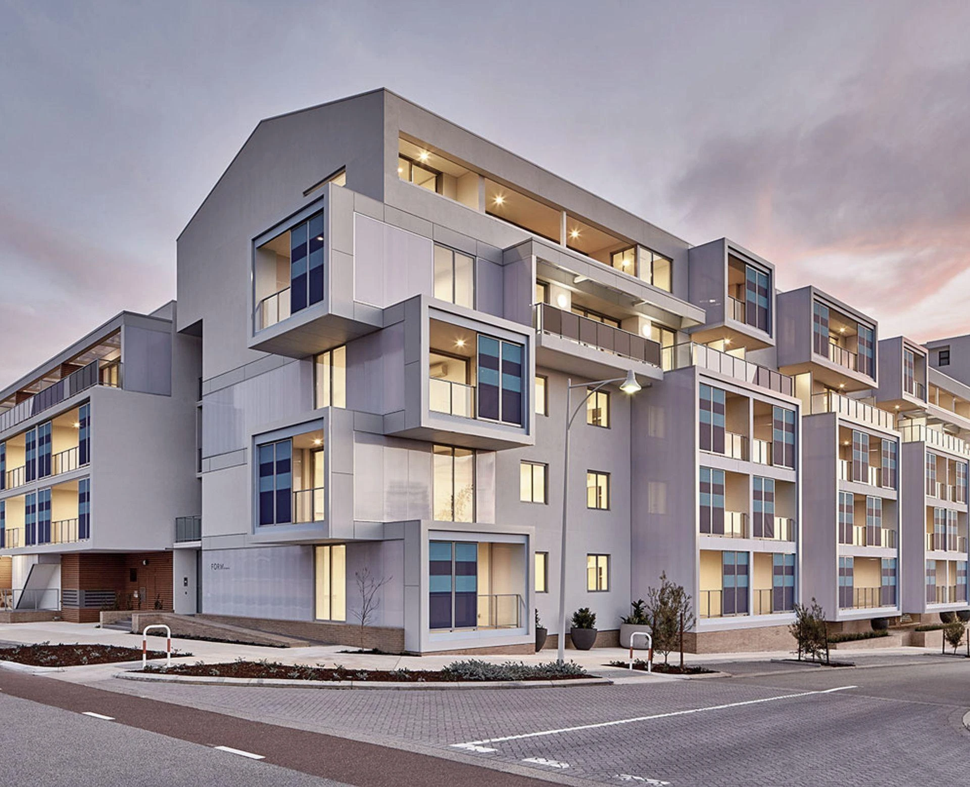 Mahindra Hinjewadi – Premium 2 & 3 BHK Homes with Amenities