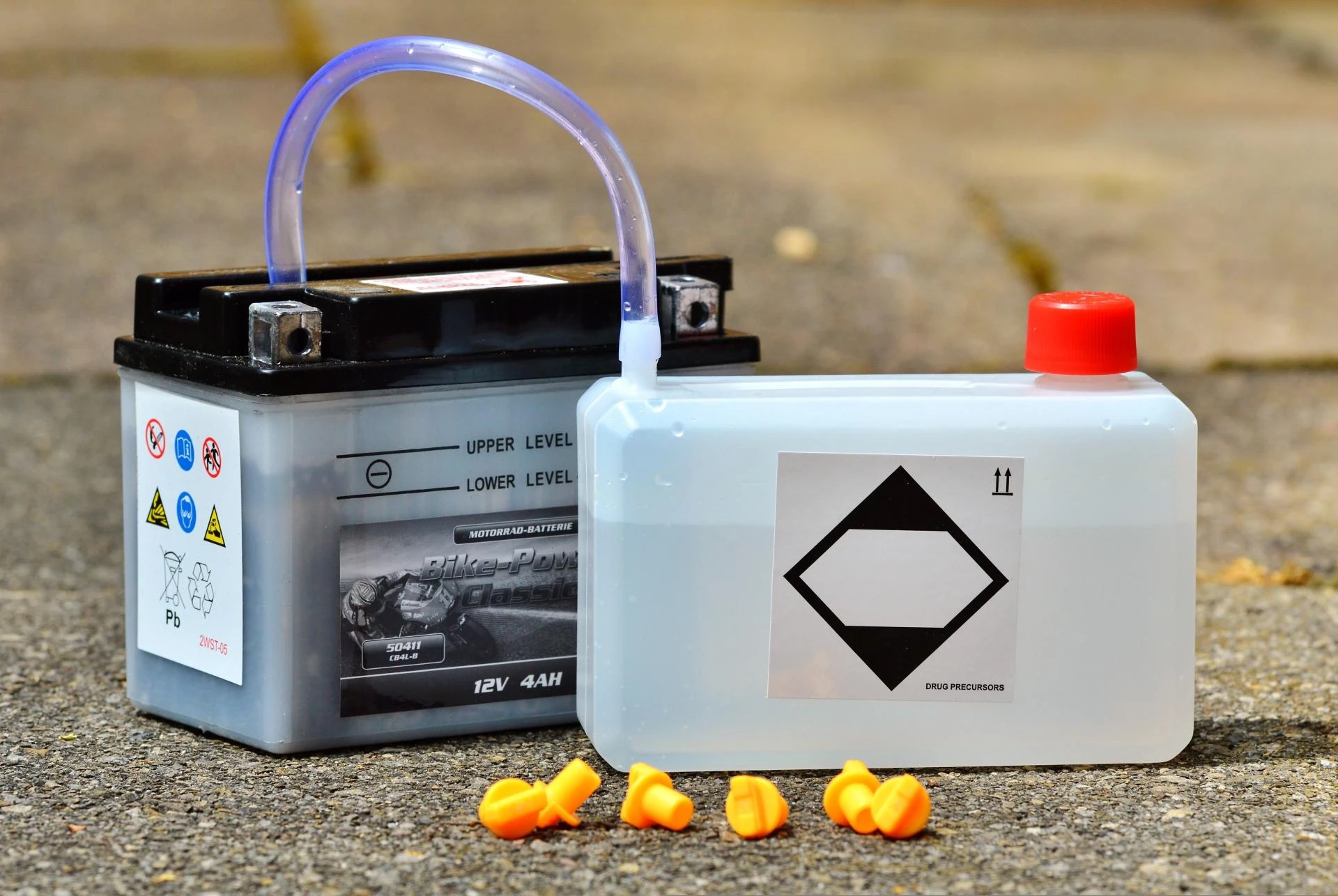 How to Choose the Right Solar Battery for Your Home?