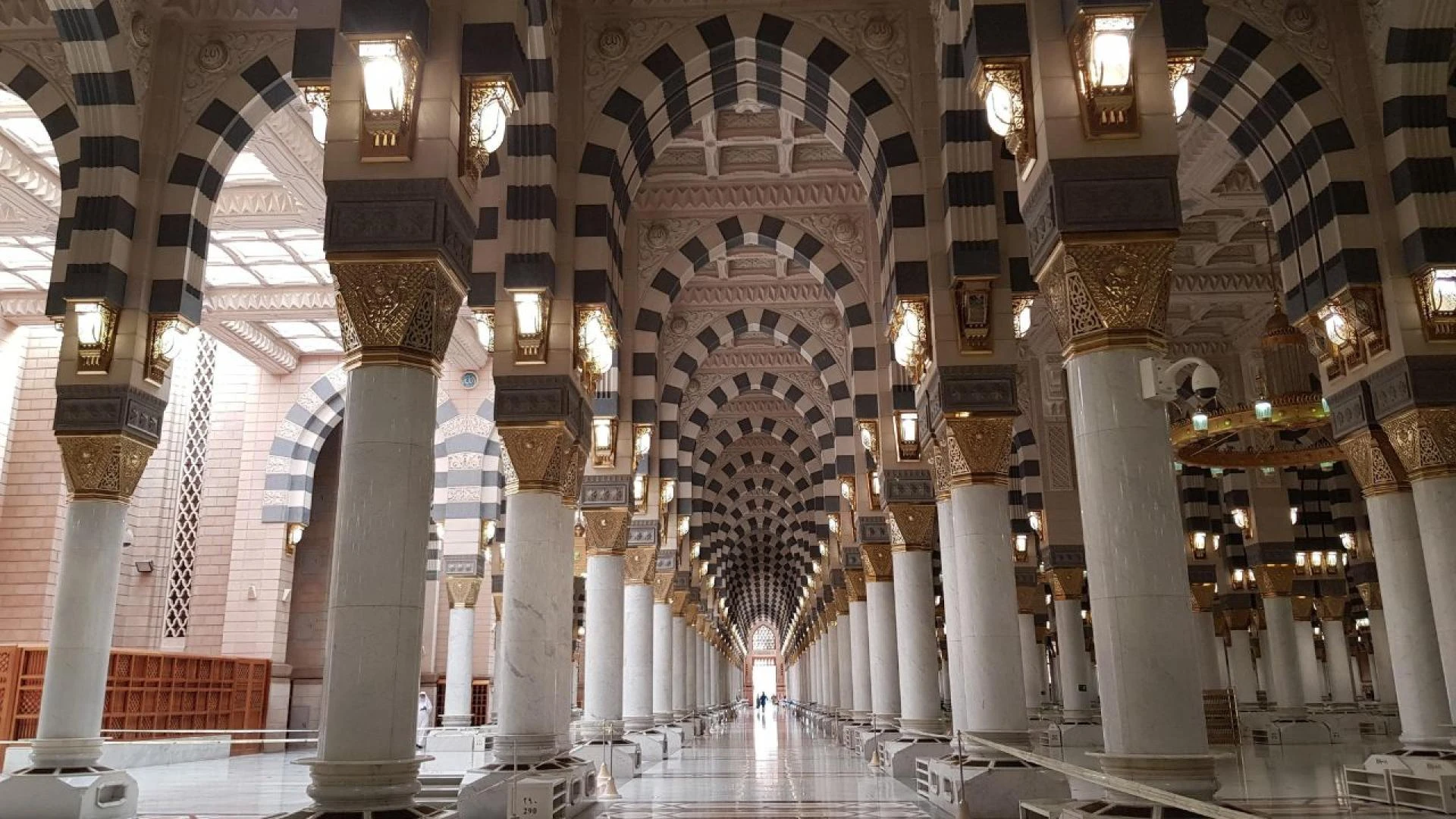 Affordable Umrah Packages: Your Guide to Sacred Journey from USA