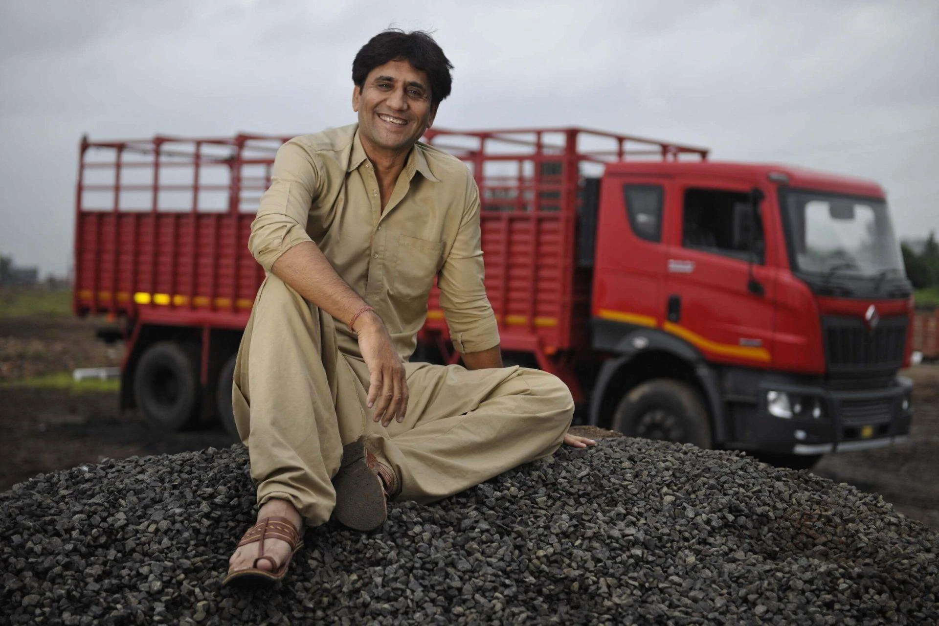 How to Improve Your Eligibility for Used Commercial Vehicle Finance