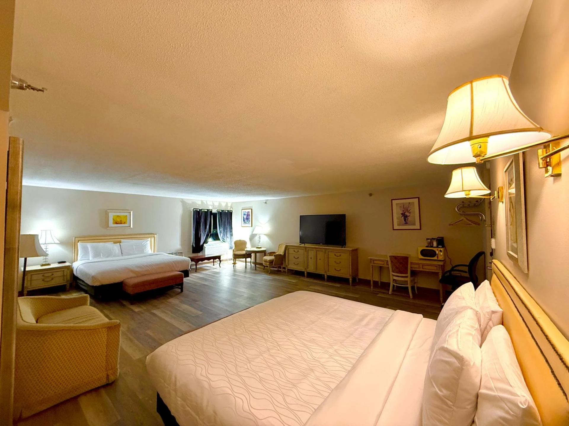 Why Presque Isle Hotel Leads the List of Hotels with Free Wi-Fi in Presque Isle