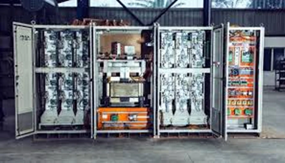 Smart DC-DC Converters with MPPT + AI: Unlocking Peak Efficiency in Green Hydrogen Electrolysers