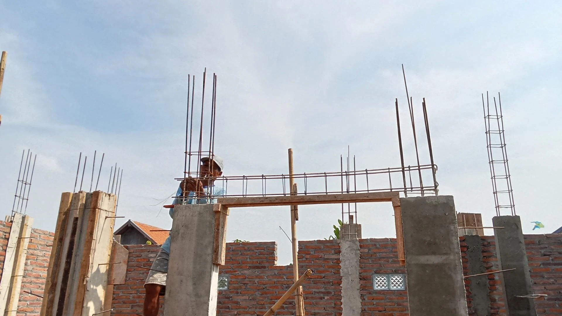 Design of Concrete Structures and Steel Structures: A Comprehensive Guide