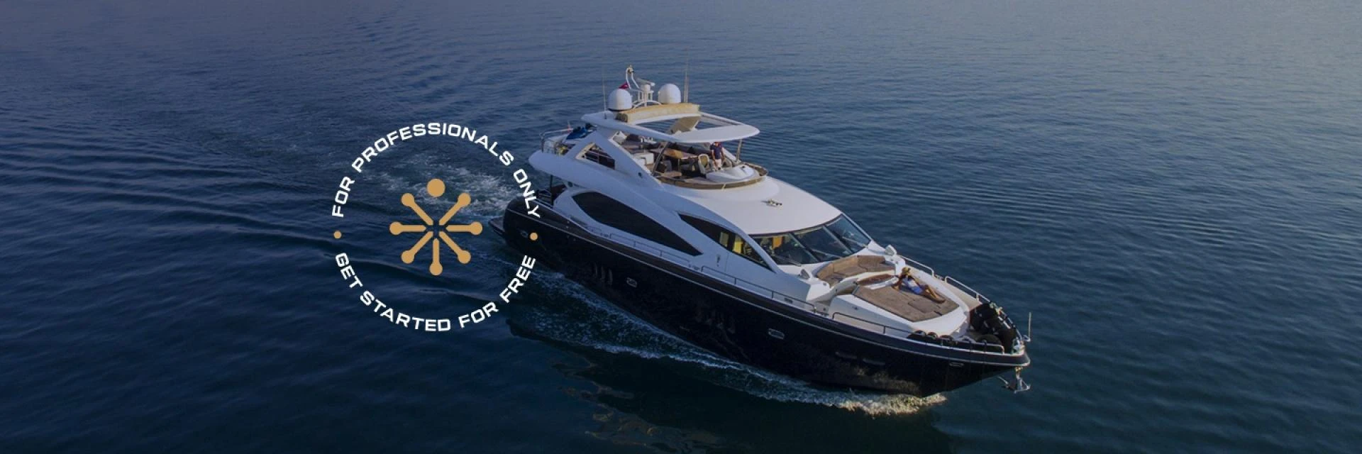 Comment un SaaS pour courtiers en yachts et bateaux révolutionne la gestion maritime moderne