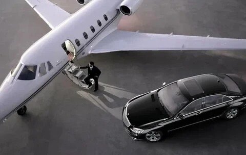 Real-Time Tracking and Transparency in Private Airport Transfer Services