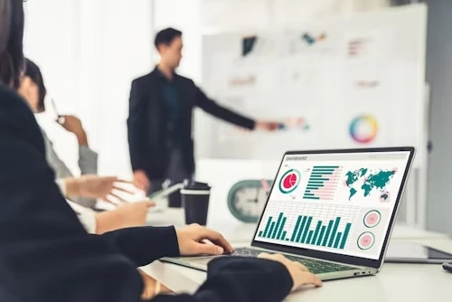 Why Your Business Needs a Digital Marketing Agency in Oxfordshire in 2025