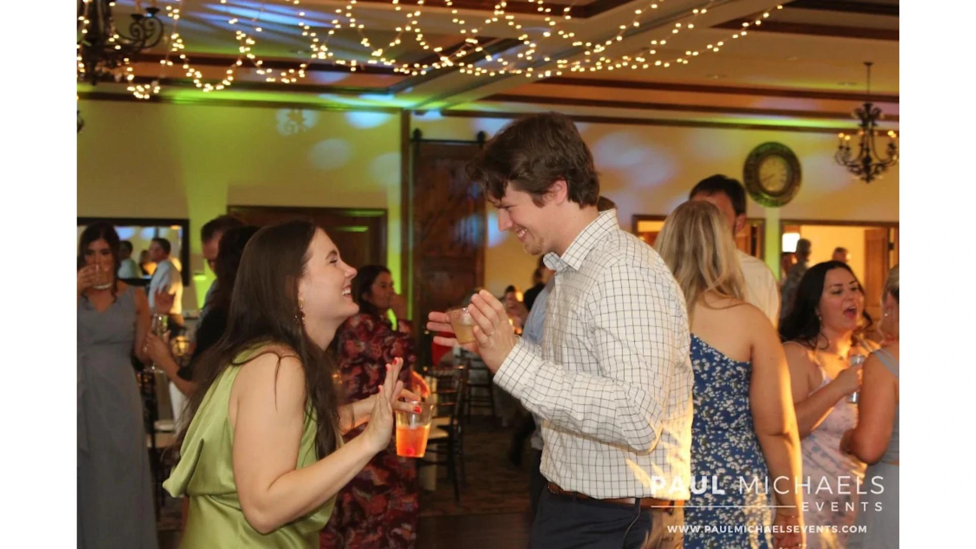 How Can You Elevate Your Company Party with Corporate Event Entertainment in Chicago?