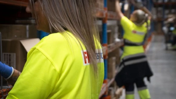 Eficiencia Logística y Automatización en Procesos de Picking: La Nueva Frontera del Almacén