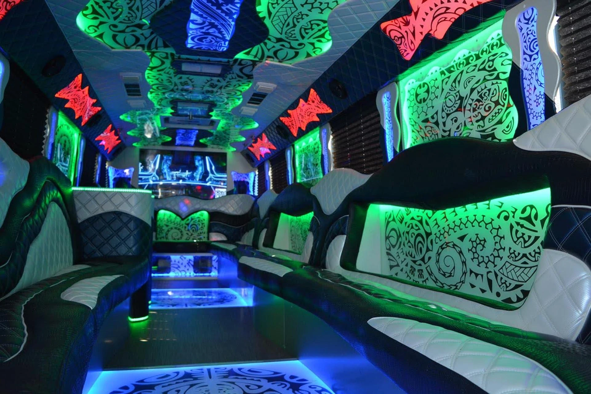 What Interior Features To Look For In A Party Bus Rental In Chicago