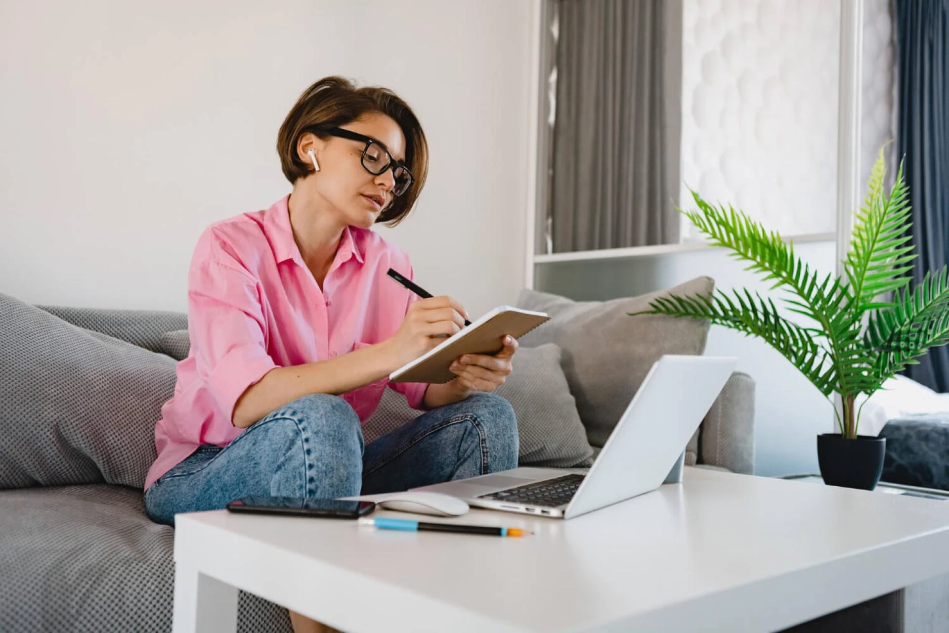 How to Hire Ebook Writers Who Bring Your Ideas to Life