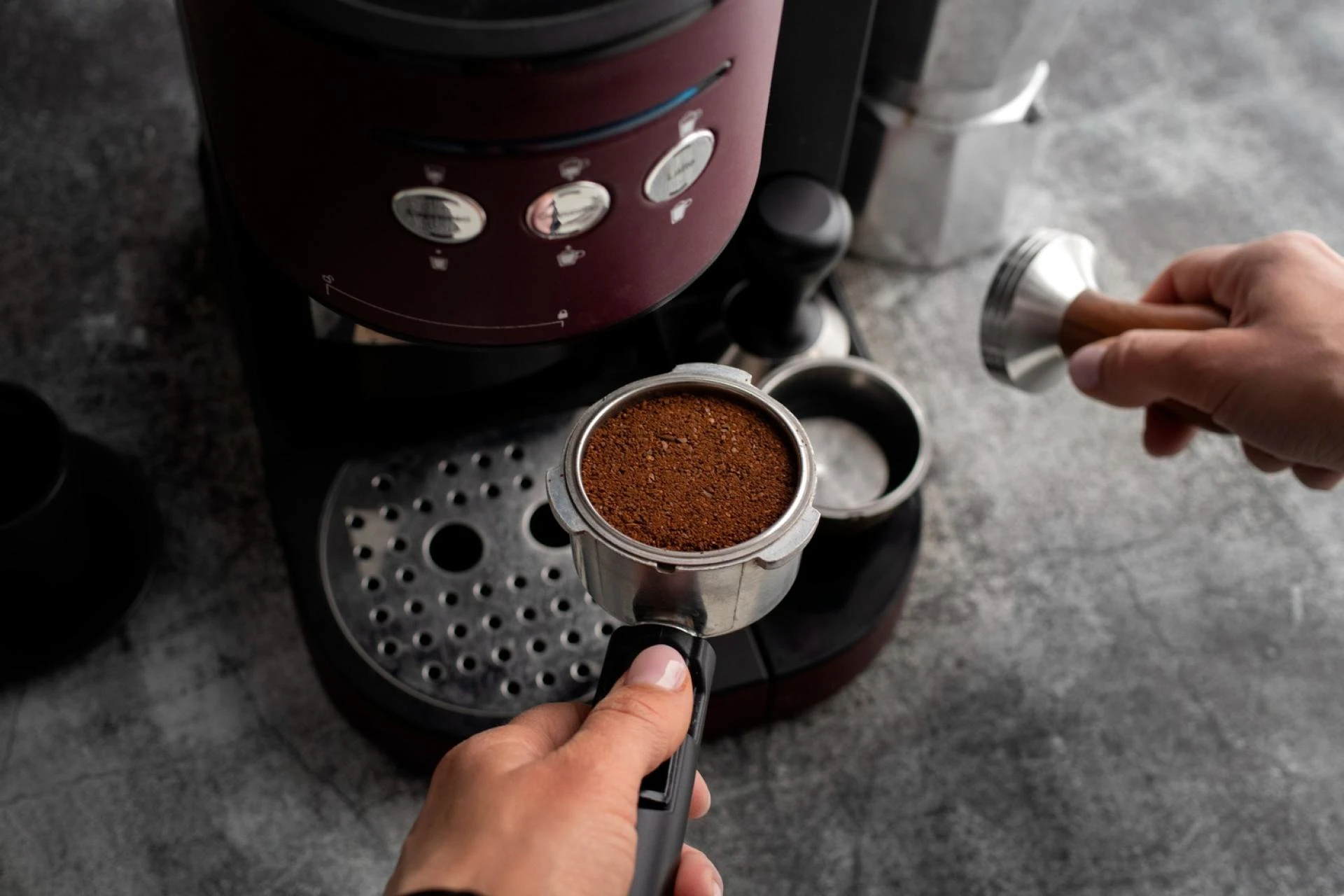 Looking for the Best Home Coffee Grinder in Australia? Try Coffee And More