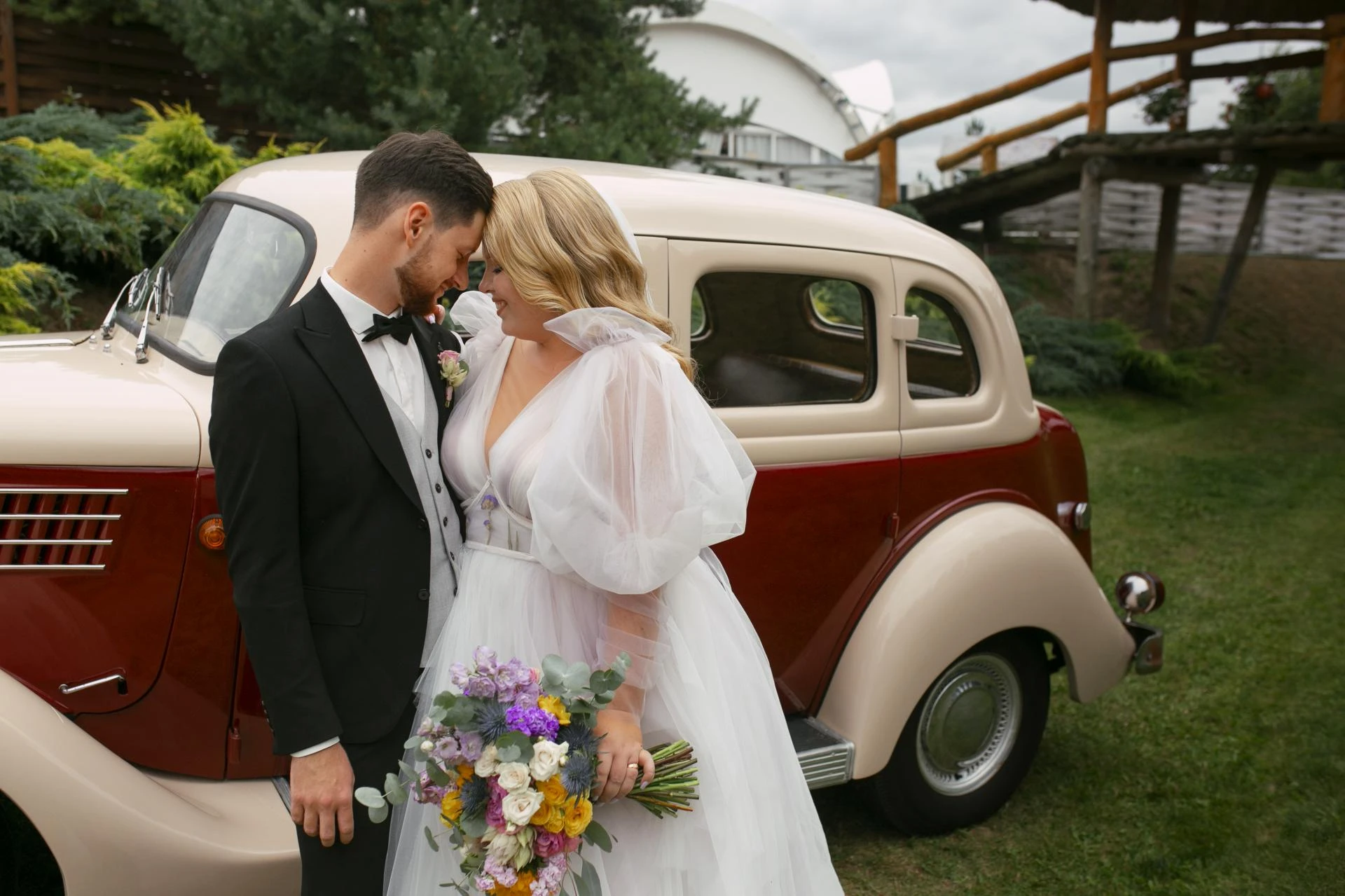 The Ultimate Guide to Nashville Wedding Transportation