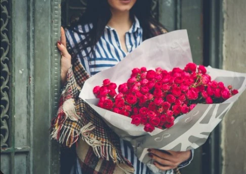 Fresh Flower Bouquet Dubai | The Flower Guys Delivery