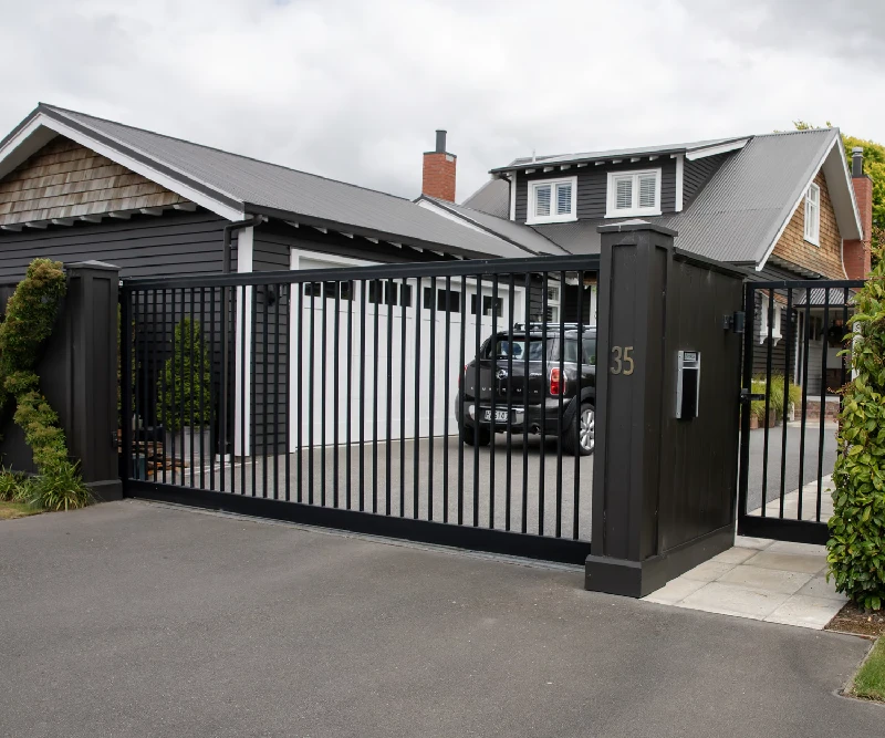 How to Choose a Gate That Increases Your Property Value in Auckland