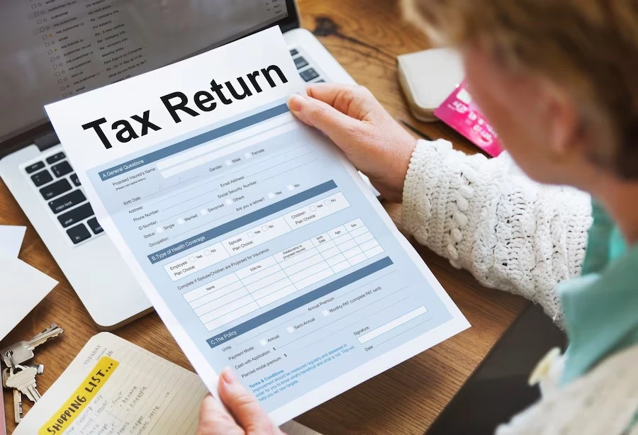 Personal Tax Filing Tips for Brampton Residents: Maximizing Deductions & Minimizing Stress
