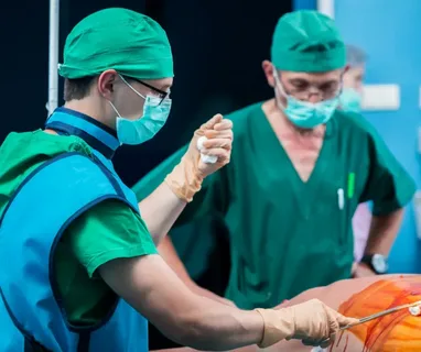 How Does the Best Back Surgeon Personalize Treatment for Every Patient?