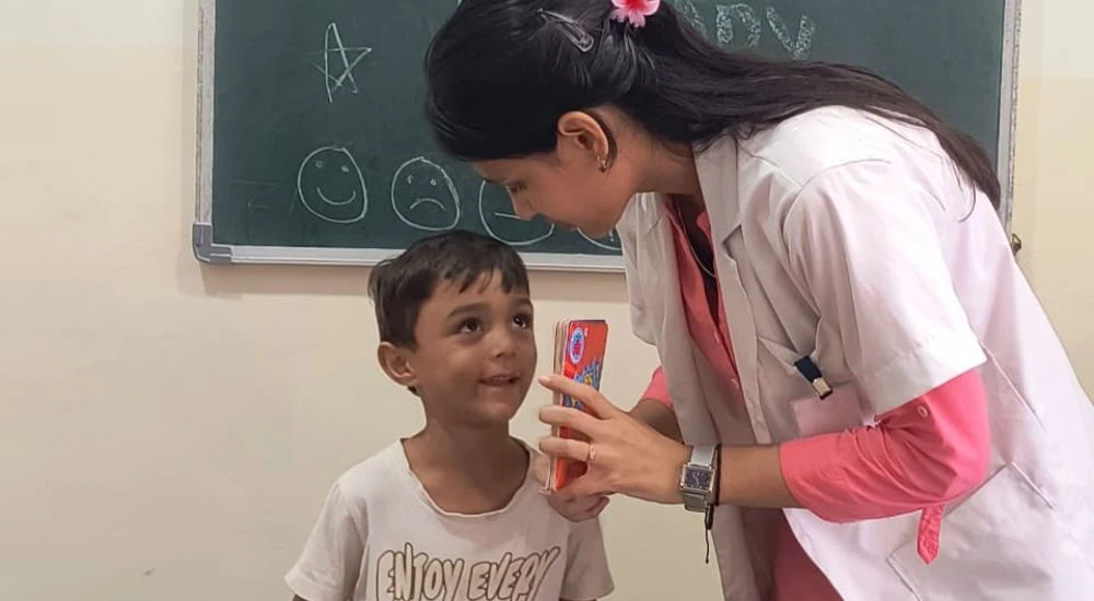 When Should You See a Speech Therapist? Key Milestones to Watch For