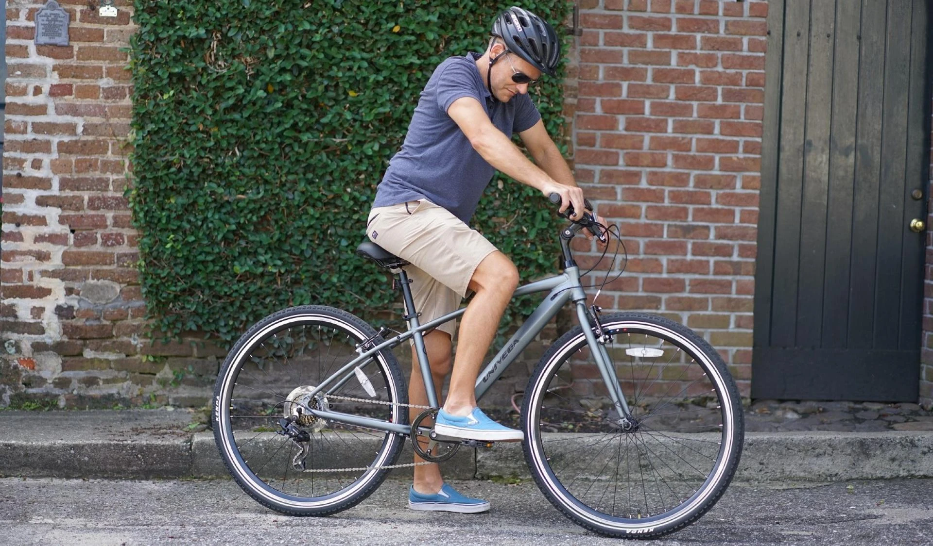 4 Reasons a Bicycle Is the Perfect Christmas Present