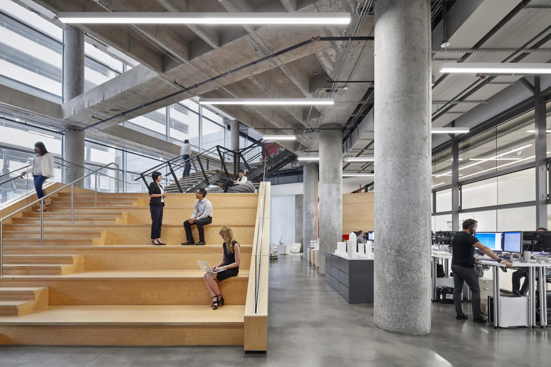 Architectural Ideas to Elevate Your Home This Thanksgiving 