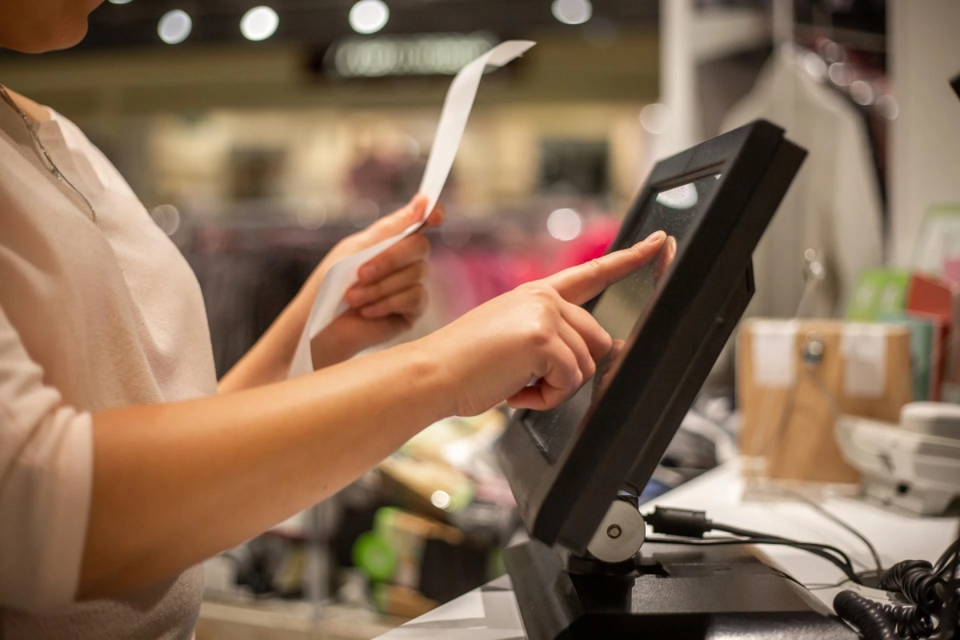 How OVVI POS System Can Boost Sales and Improve Customer Experience