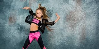 Discover the Rhythm Within Dubai Best Dance Classes and Drum Lessons for Creative Expression