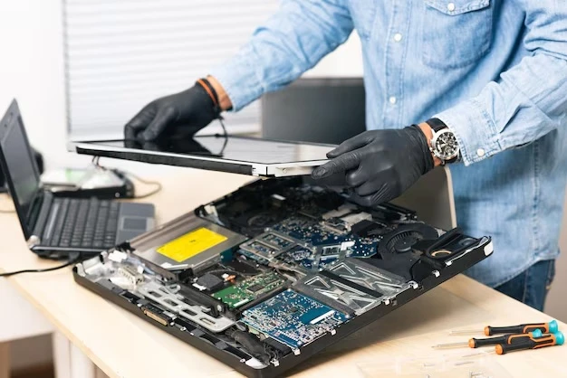 How to Identify a Genuine and Reliable Laptop Repair Shop in Kandivali