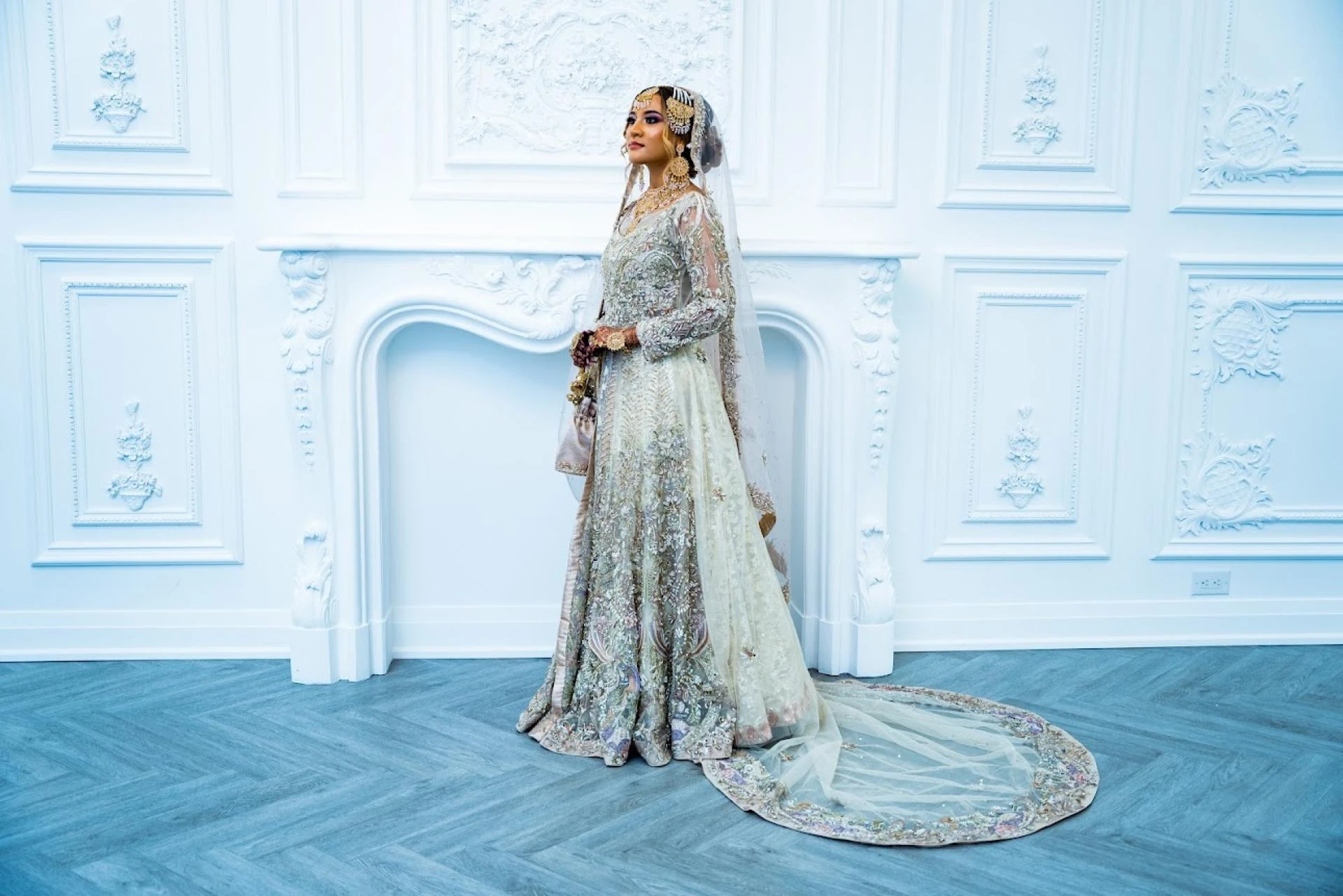 Are There Matching Pakistani Bridal and Groom Outfits Available for Wedding Parties in Toronto or Ottawa?